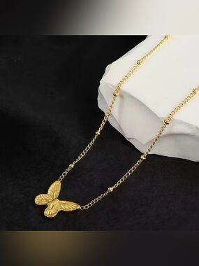 Hypoallergenic 18K Gold Plated Fade-Resistant Stainless Steel Butterfly Necklace